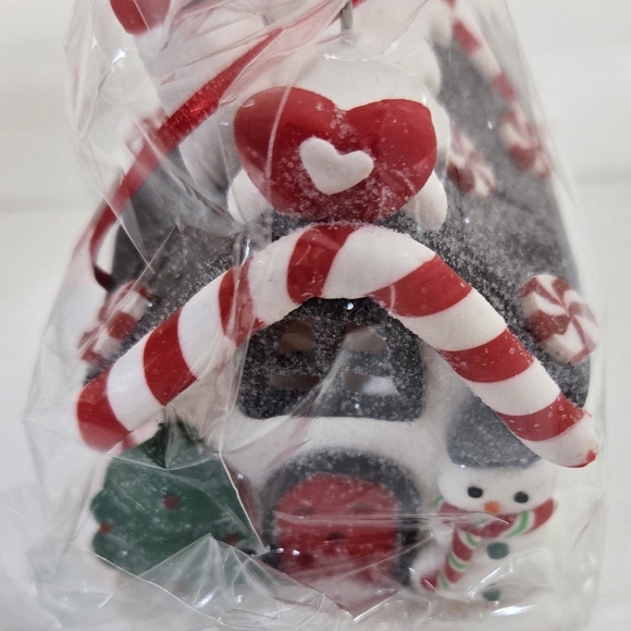 Gingerbread House and Train Hanging Ornaments set of 5 - Picture 4 of 10